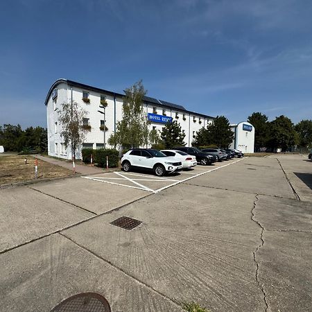 Hotel Remy Bratislava Exterior foto